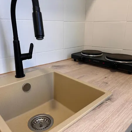 Spazio 15 - Gateway Station And Airport Apartment *