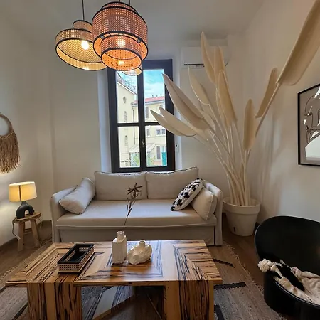 Spazio 15 - Gateway Station And Airport Apartment