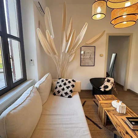 Spazio 15 - Gateway Station And Airport