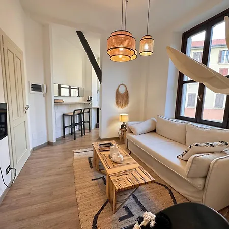 Spazio 15 - Gateway Station And Airport *