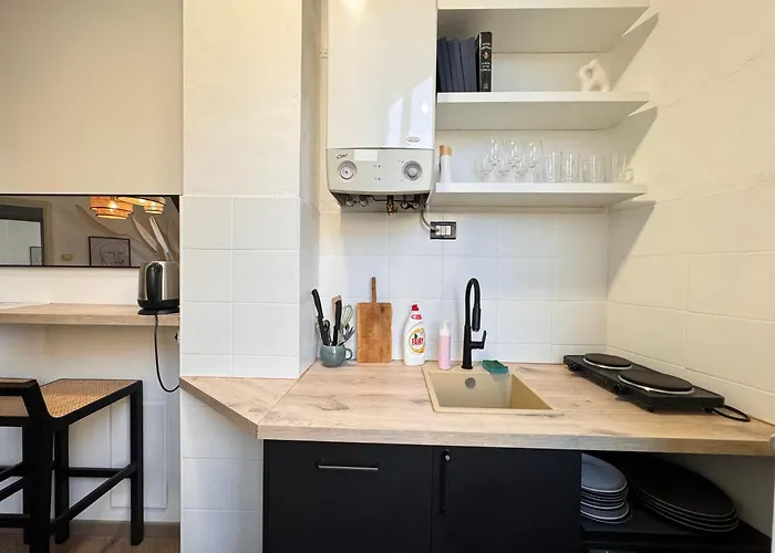 Spazio 15 - Gateway Station And Airport Daire